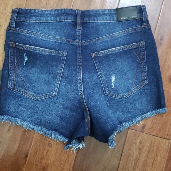 Kendall Kyle shorts - Picture 2 of 2